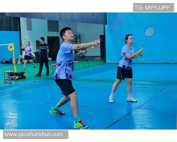 羽毛球配合排行榜揭晓上海羽毛球队荣获第三名展现强劲实力